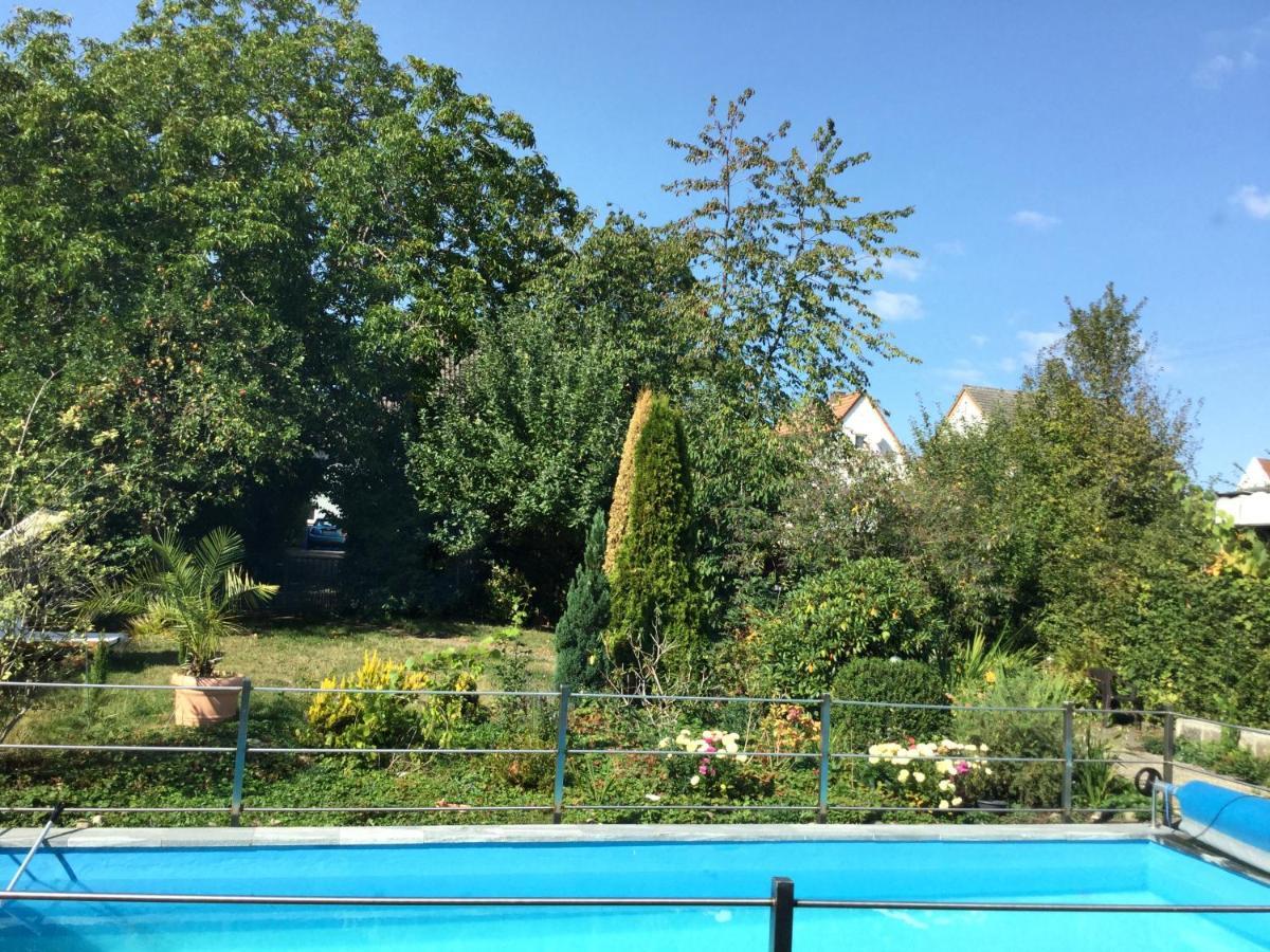 Ferienwohnung Mit Garten بيرمازنز المظهر الخارجي الصورة