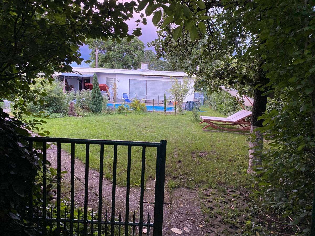 Ferienwohnung Mit Garten بيرمازنز المظهر الخارجي الصورة