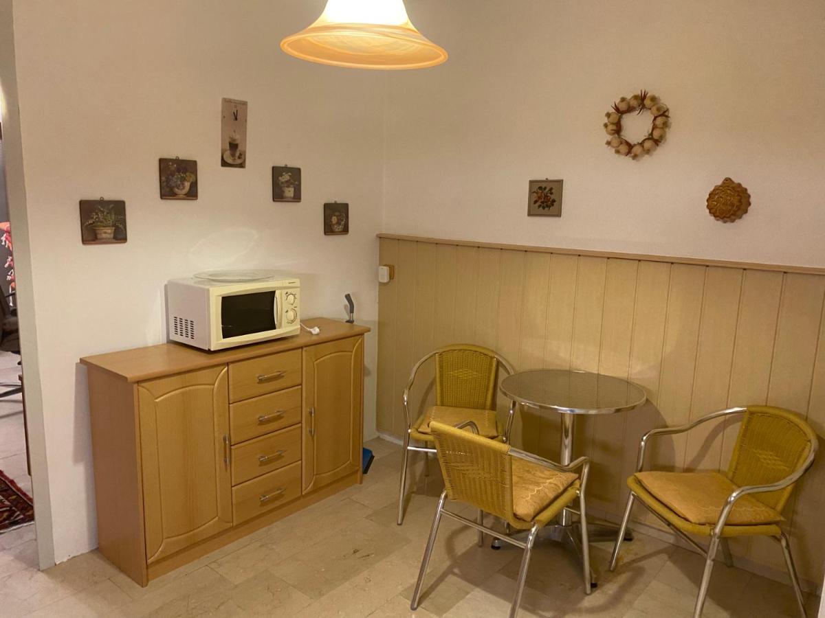 Ferienwohnung Mit Garten بيرمازنز المظهر الخارجي الصورة